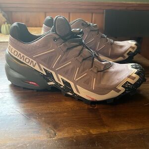 Salomon Speedcross 6 Trailrunners, women’s size 9.5